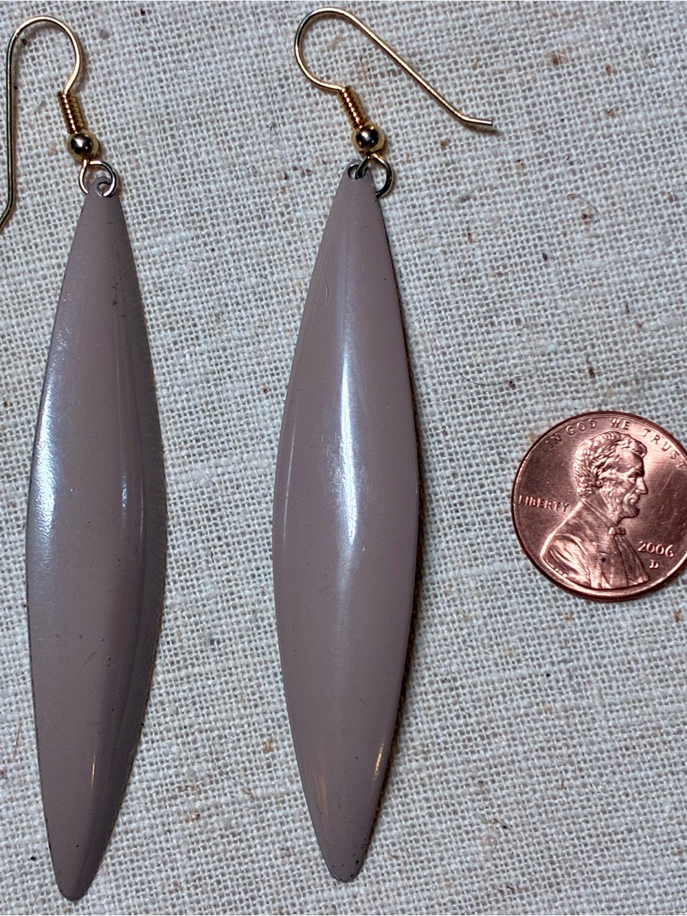 Vintage 60’s Women’s Taupe Drop Enamel Earrings - Lightweight Fashion Earrings